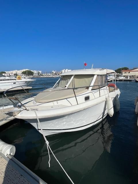 slider 22 Jeanneau Merry Fisher 725